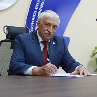 Александр Акулич