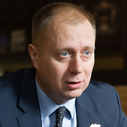 Денис Шерстенников