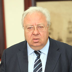 Армен Хачатрян