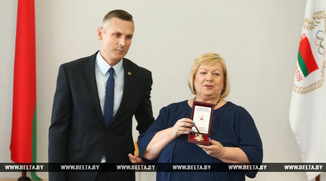 В штаб-квартире НОК Беларуси чествовали Ирину Лепарскую