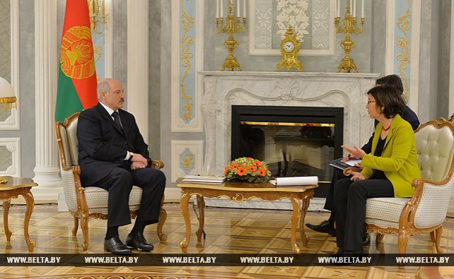 Лукашенко встретился с председателем Парламентской ассамблеи ОБСЕ Кристин Муттонен