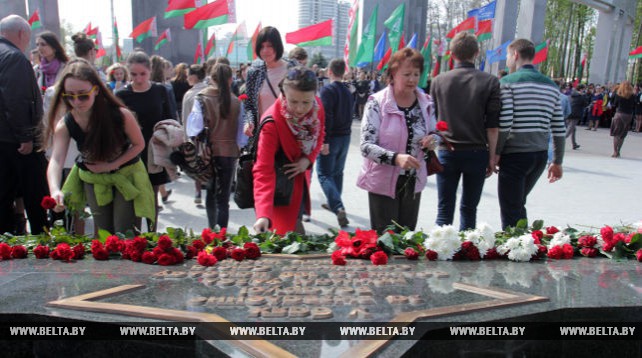Памятный знак освободителям Беларуси от немецко-фашистских захватчиков открылся в Минске