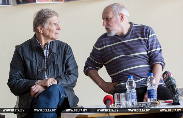 Кама Гинкас и Игорь Ясулович провели встречу с журналистами на театральном фестивале "Белая Вежа"