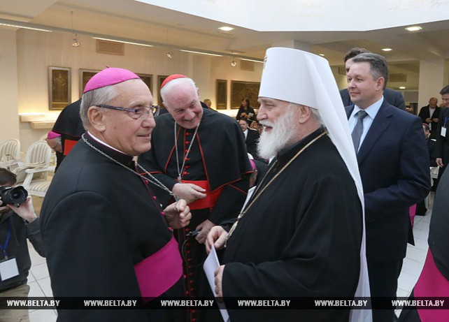 Пленарное заседание Совета католических епископов проходит в Минске