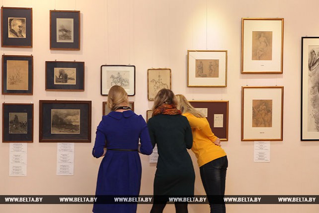 Более 300 графических работ польских художников представили на выставке в Гомеле