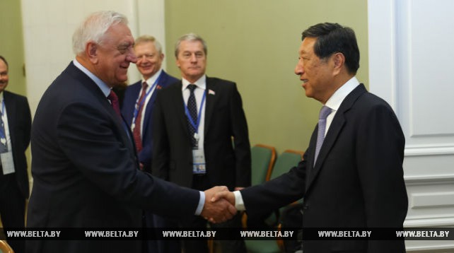 Мясникович встретился с заместителем Председателя Постоянного комитета Всекитайского собрания народных представителей КНР