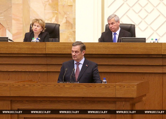 Анатолий Калинин выступил на совместном заседании двух палат белорусского парламента