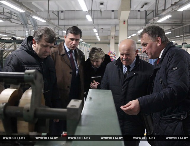 Анфимов ознакомился с ходом модернизации Оршанского льнокомбината