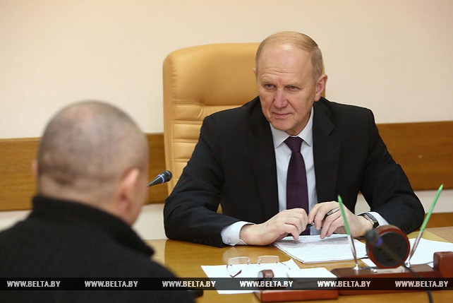 Владимир Кравцов провел прием граждан в Гродно
