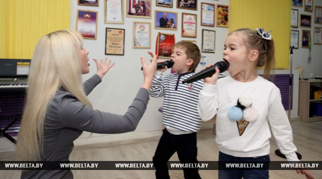 Арт-студия вокала "Ангелы добра" работает в Могилеве