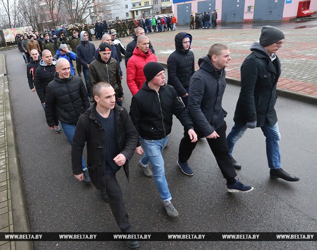 Около 11 тыс. новобранцев пополнят ряды Вооруженных Сил Беларуси в осенний призыв
