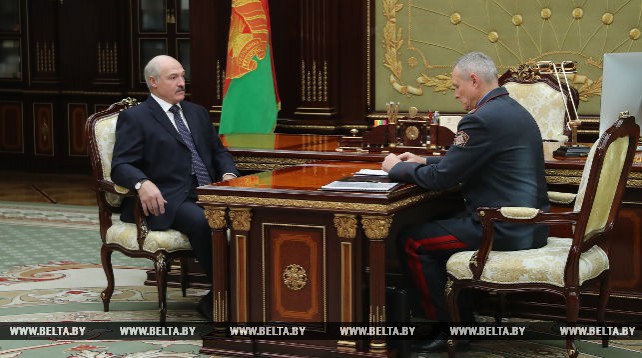 Александр Лукашенко принял с докладом Игоря Шуневича
