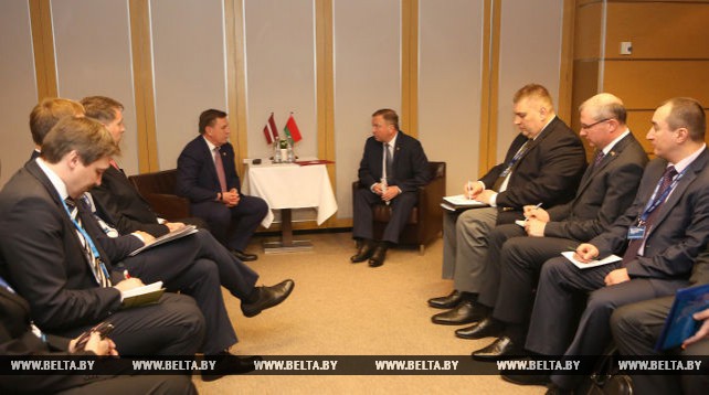 Кобяков встретился с премьер-министром Латвии