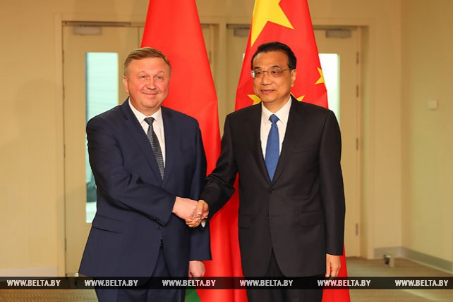 Кобяков встретился с премьером Государственного совета КНР