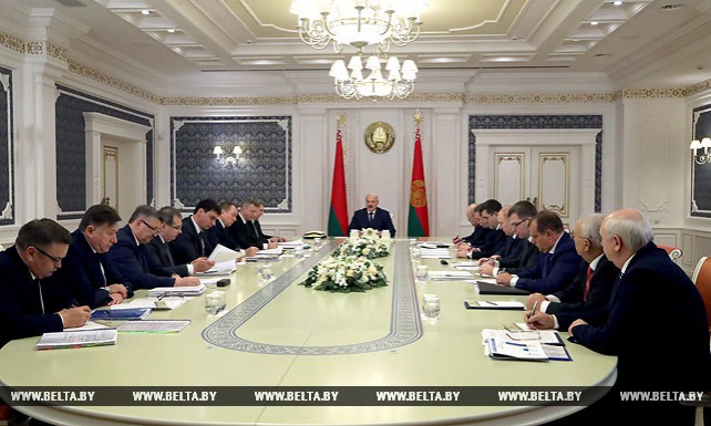 Предложения по изменению системы работы в табачной отрасли вынесены на совещание у Лукашенко