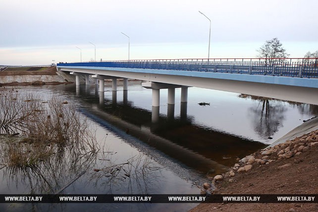 В Кореличском районе возвели новый мост через Неман