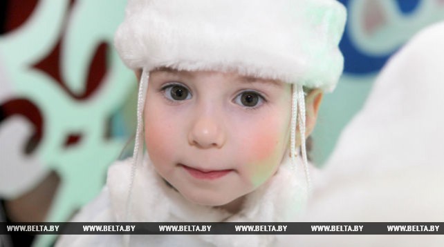 Более 1400 детей были приглашены на областной новогодний праздник в Гомеле