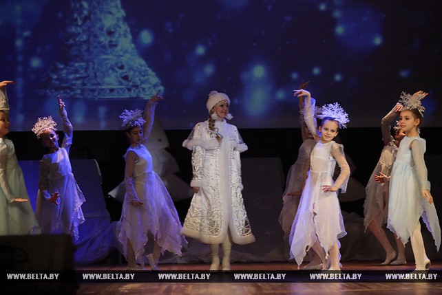 Детская хореографическая школа искусств представила мюзикл "Вселенная зовет под Новый год"