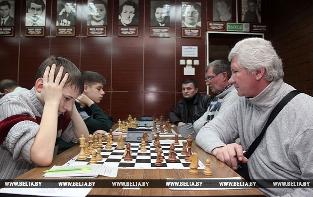 Первенство области по шахматам среди юношей и девушек проходит в Могилеве