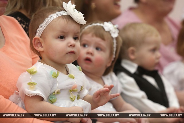 В Гродненской области подарки от Президента вручены детям из специализированных учреждений и школ