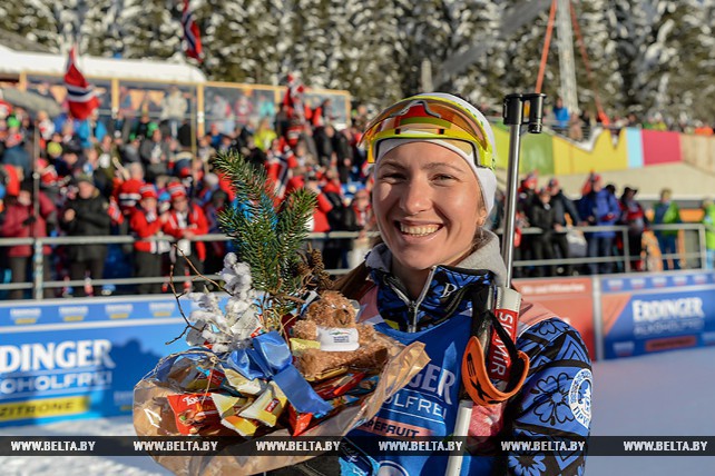 Дарья Домрачева заняла четвертое место в спринте на шестом этапе КМ в итальянском Антхольце