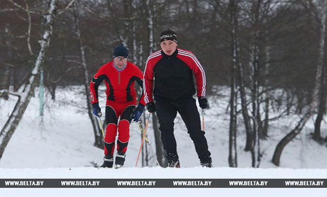 Ко Всемирному дню снега в Минске заработала лыжная трасса