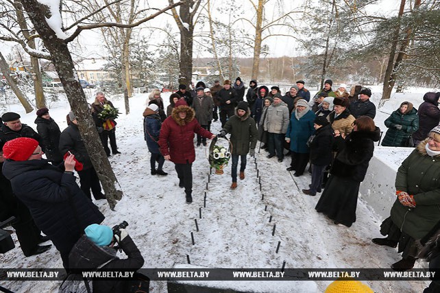 Митинг, посвященный памяти узников гетто и праведников мира, прошел в Пуховичском районе