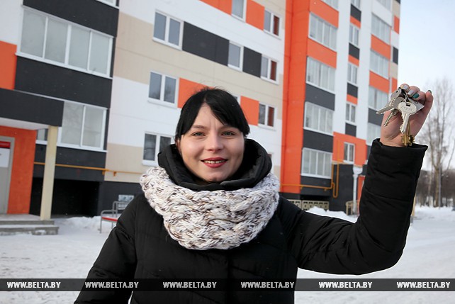 Ключи от социальных квартир в новостройке вручили в Витебске