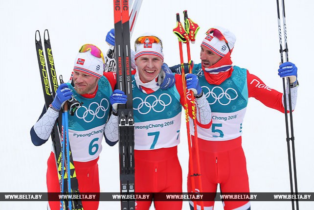 Норвежские лыжники заняли весь олимпийский пьедестал в мужском скиатлоне