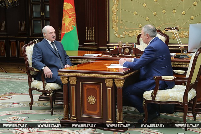 Лукашенко принял с докладом Сергея Румаса