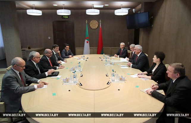 Мясникович встретился с министром иностранных дел Алжира