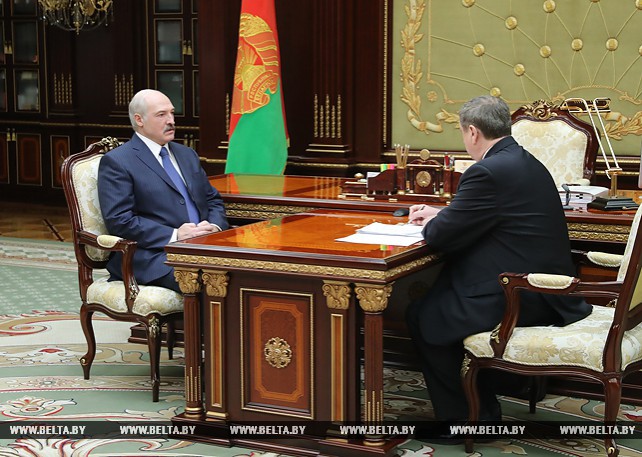 Лукашенко провел рабочую встречу с Михаилом Русым