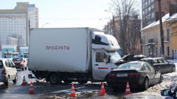 Серьезная авария произошла в Гомеле на проспекте Космонавтов