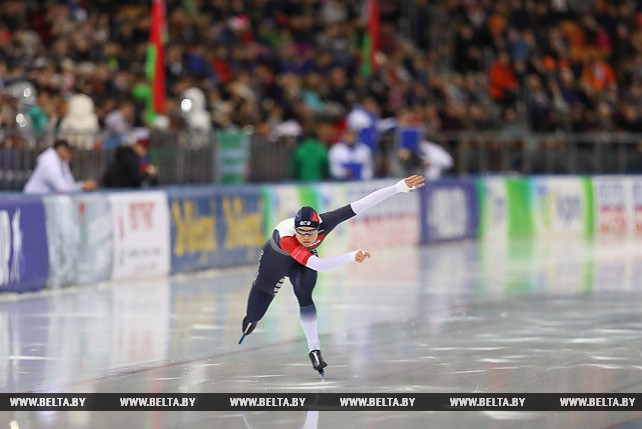 Первые медали разыграли на финальном этапе Кубка мира по конькобежному спорту в Минске