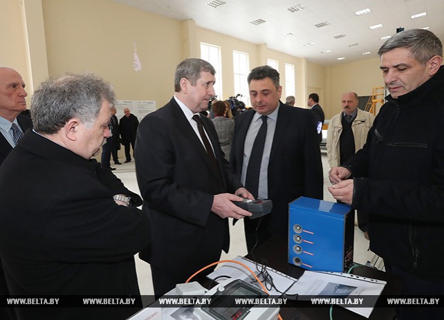 Михаил Русый и первый вице-премьер - министр экономики и устойчивого развития Грузии посетили сборочное производство лифтов в Тбилиси