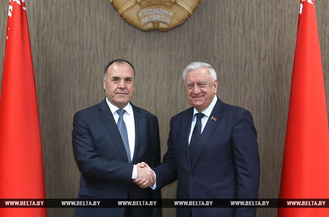 Мясникович встретился с послом Таджикистана