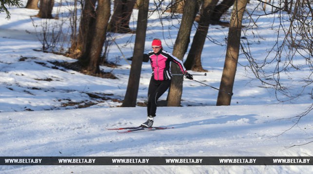 Светлана Сахоненко провела тренировку на лыжной трассе в Веснянке