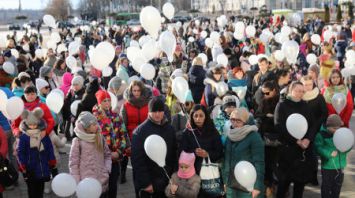 Воздушный шары запустили в небо над Витебском в память о погибших в Кемерово