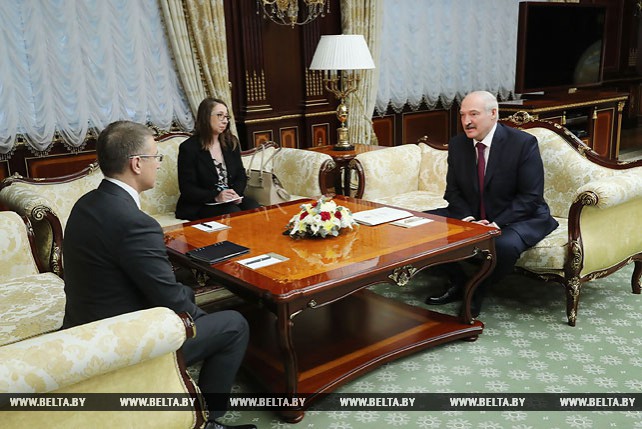 Лукашенко принял спецпредставителя Президента Сербии