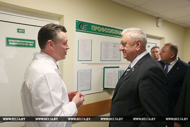 Мясникович посетил 12-ю Минскую городскую стоматологическую поликлинику