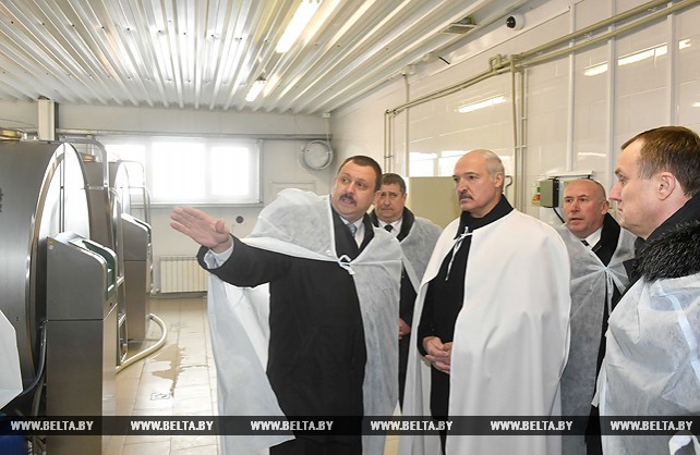 Лукашенко посетил молочно-товарный комплекс в ОАО "Агрокомбинат "Дзержинский"