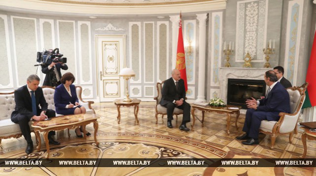 Лукашенко встретился с министром по делам дворца Президента Сирии