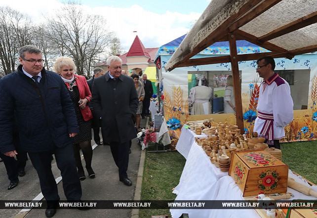 Парламентарии ознакомились с развитием малого предпринимательства в Славгородском районе