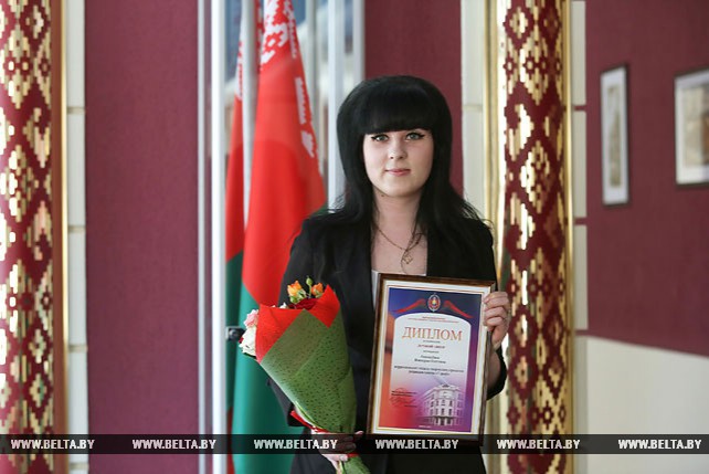 МВД наградило журналистку газеты "7 дней" дипломом в номинации "Лучший автор"