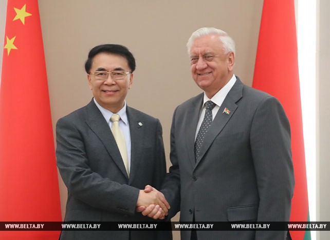 Мясникович встретился с главой Китайской академии наук