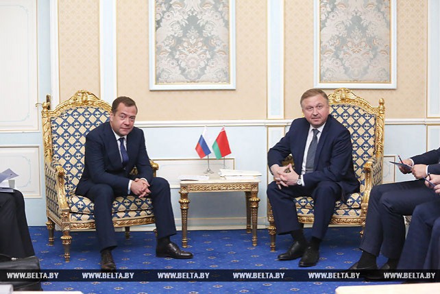 Кобяков и Медведев обсудили вопросы белорусско-российского сотрудничества