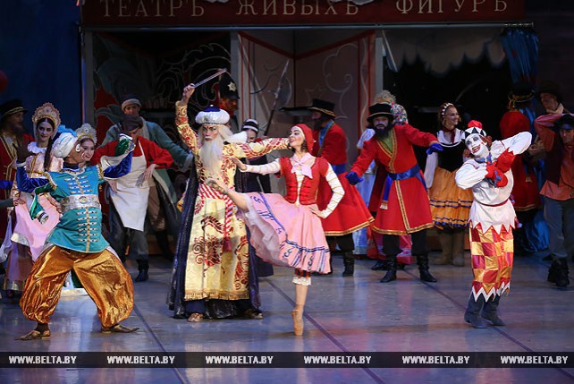Фестиваль "Балетное лето в Большом" проходит в Минске