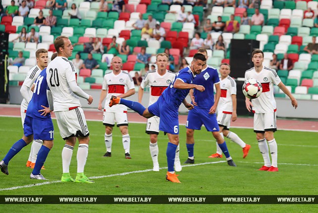Футбольный матч прошел на обновленном минском стадионе "Динамо"