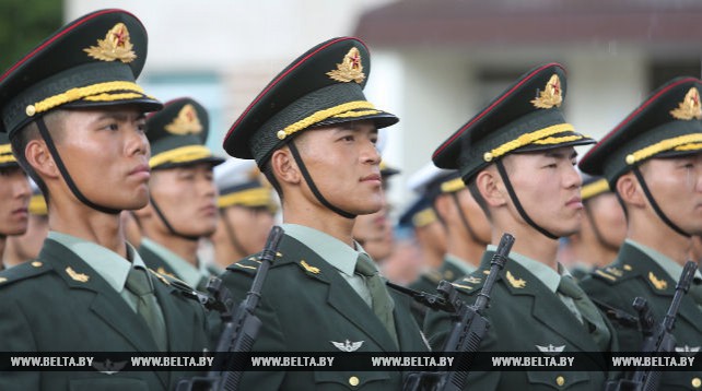 Отряд почетного караула Китая примет участие в параде войск в Минске