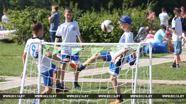 В Минске 6 июля открылась детская футбольная фан-зона